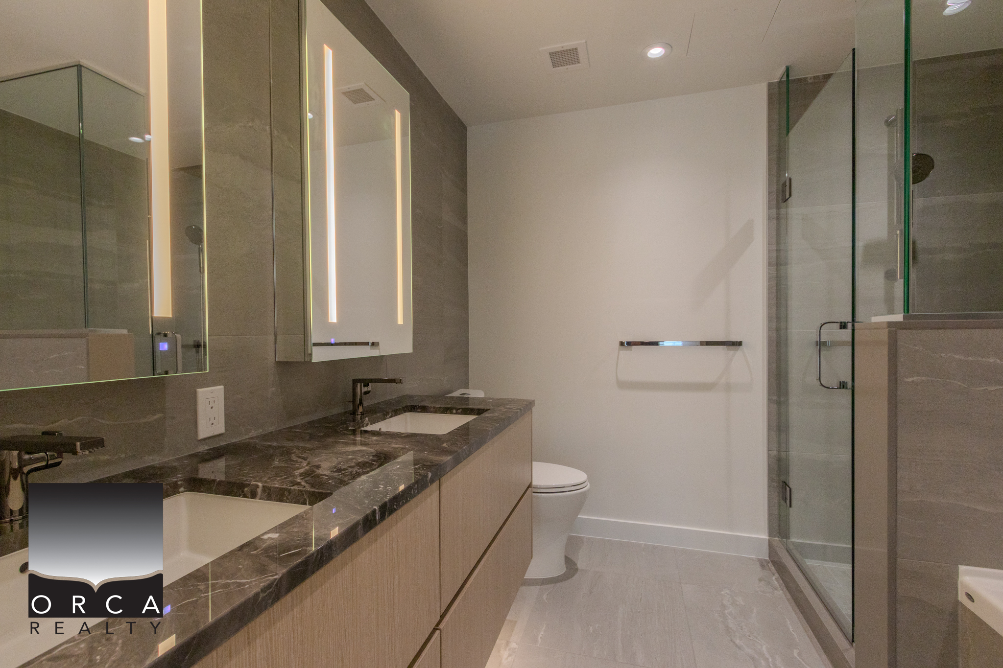 410-777 Harbour Way, North Vancouver