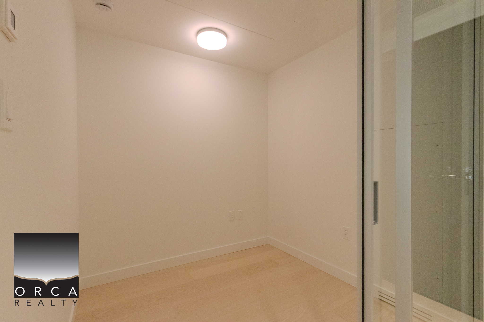 410-777 Harbour Way, North Vancouver