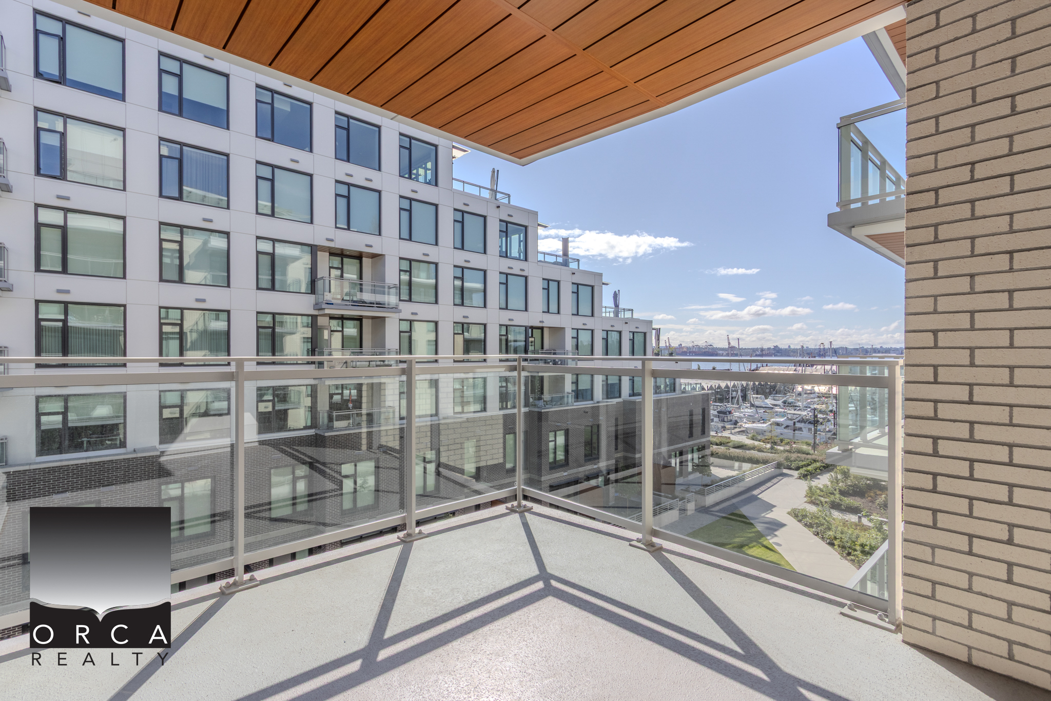 410-777 Harbour Way, North Vancouver