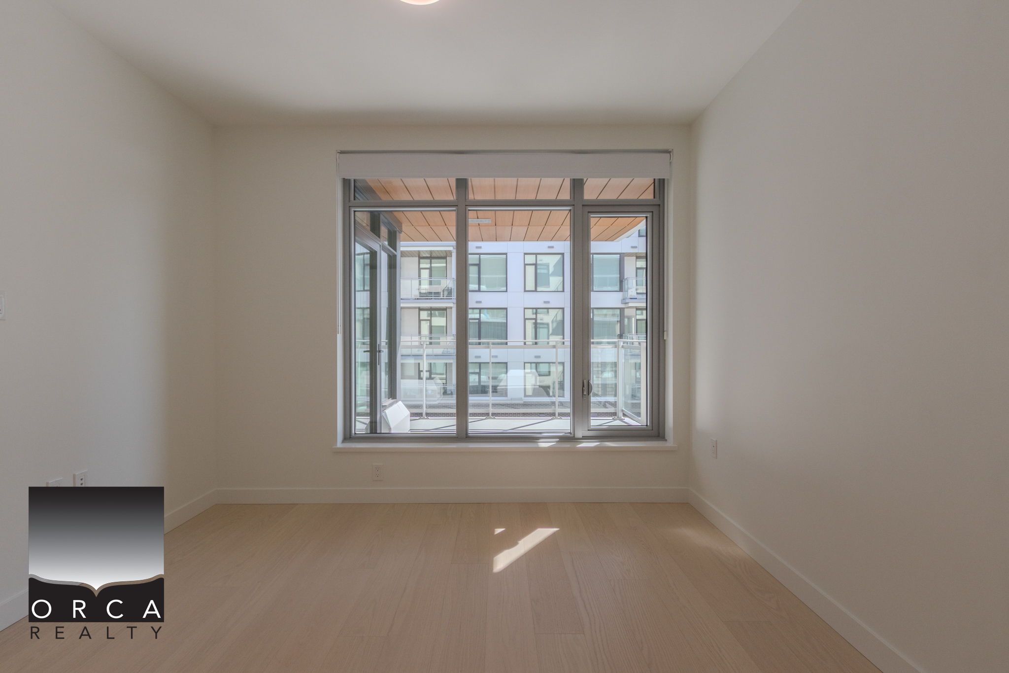 410-777 Harbour Way, North Vancouver