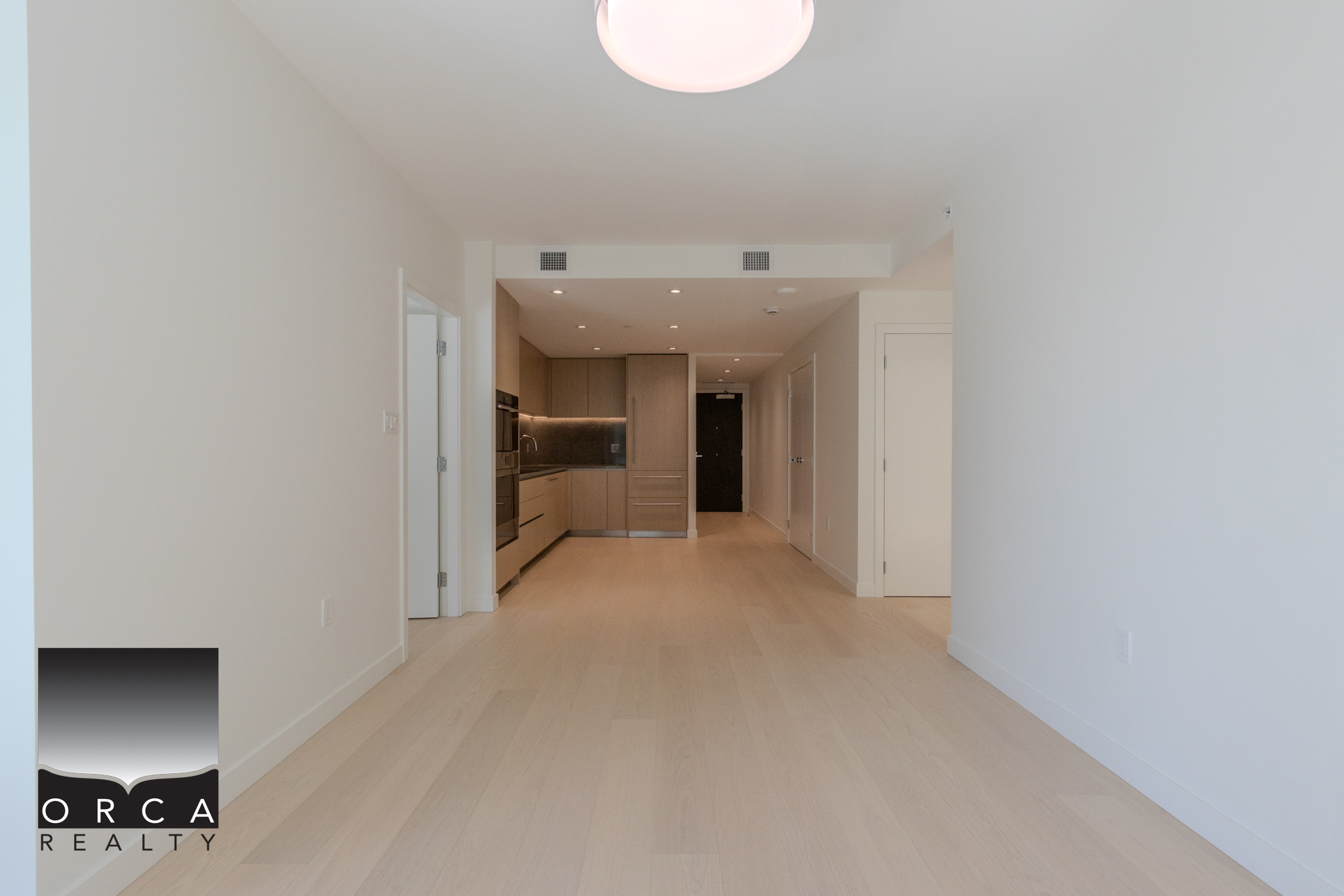 410-777 Harbour Way, North Vancouver