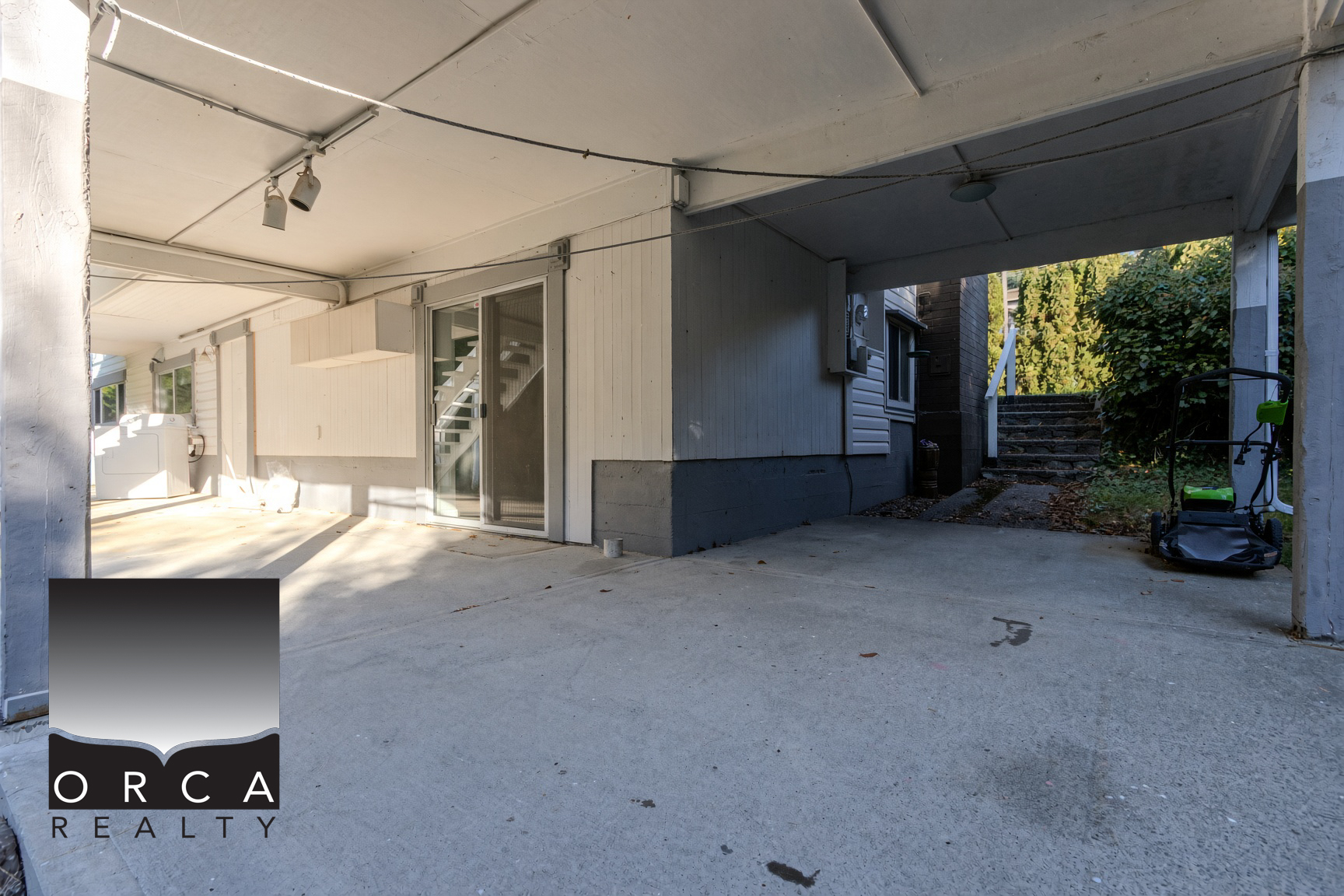 4380 Woodcrest Rd, West Vancouver