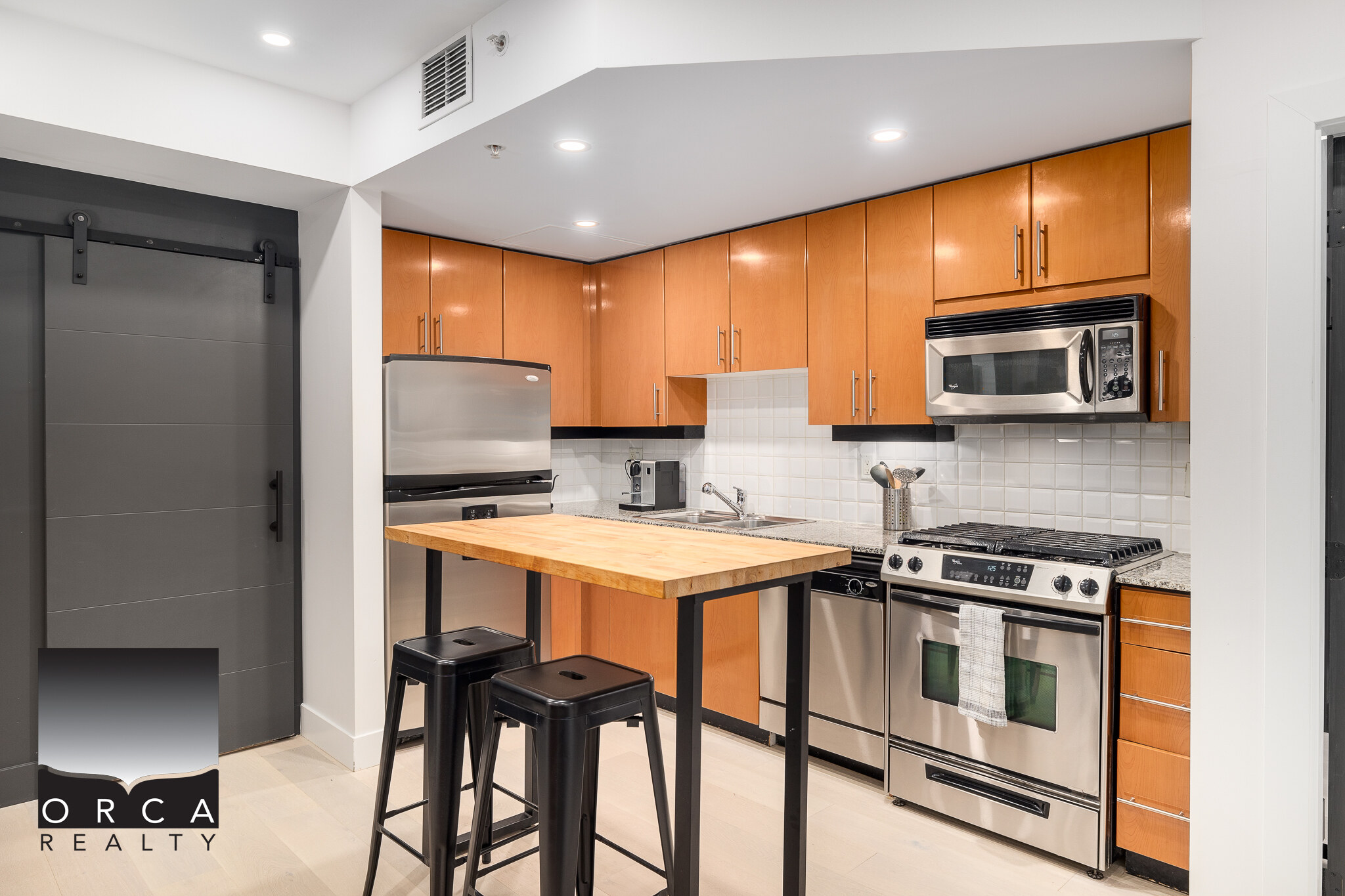 301-168 Esplanade Avenue, North Vancouver