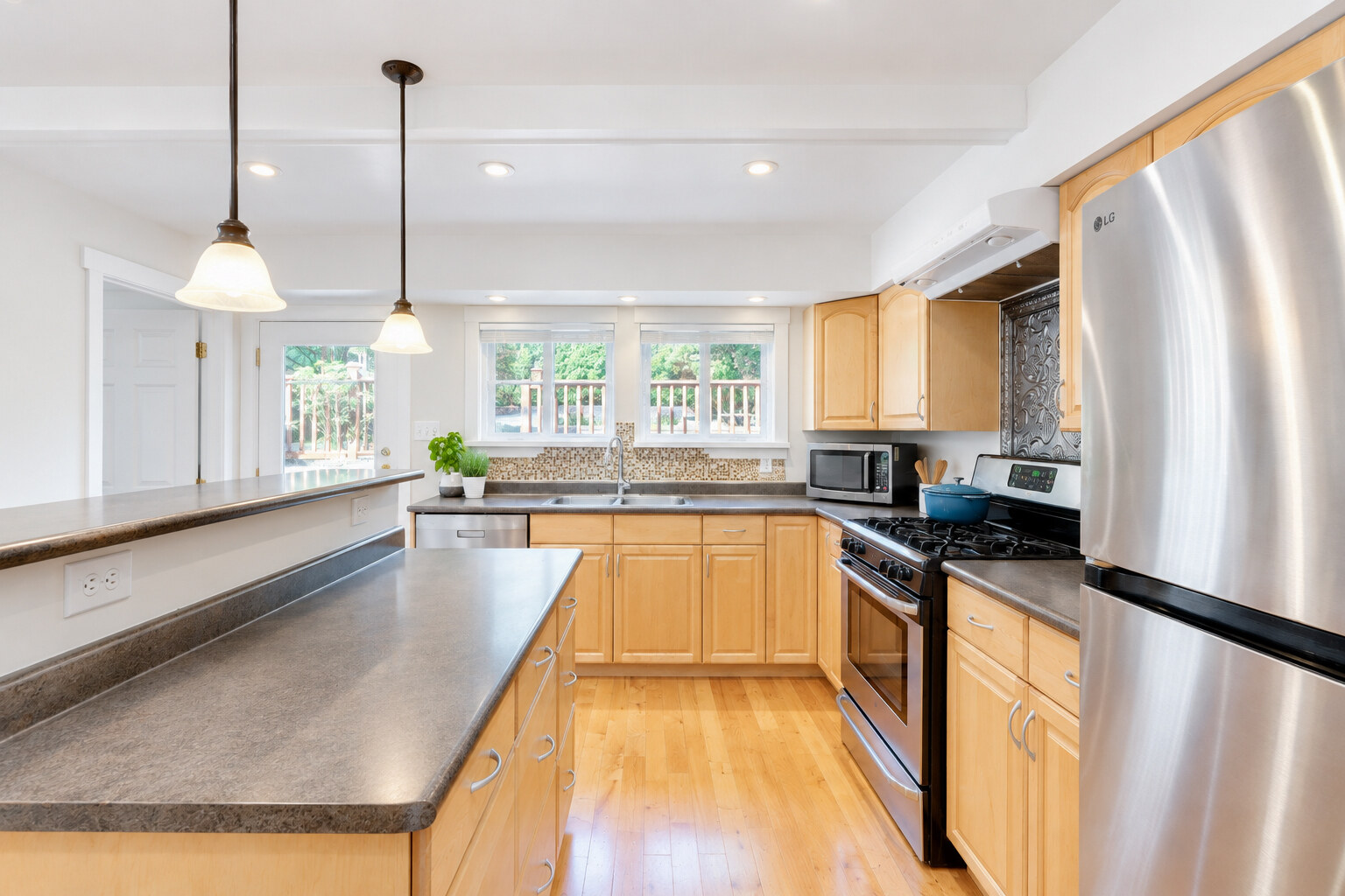 272 Osborne Road East
