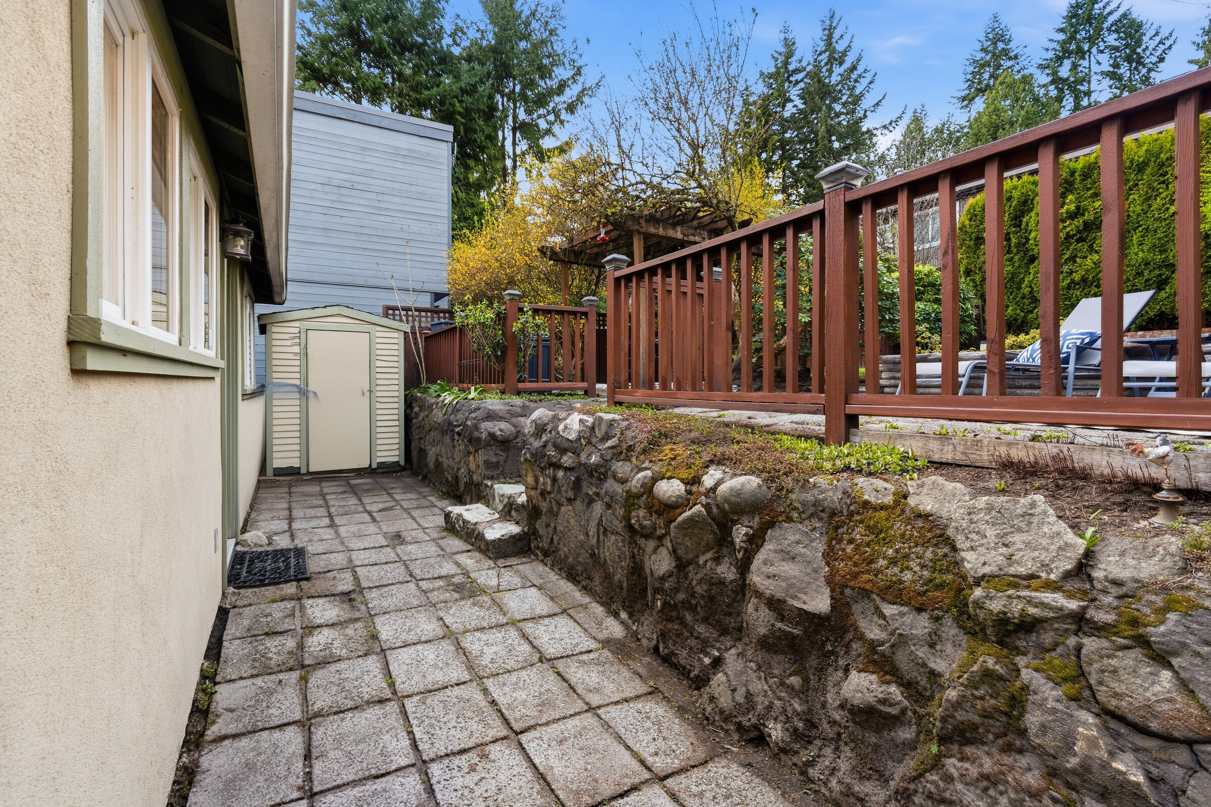 272 Osborne Road East