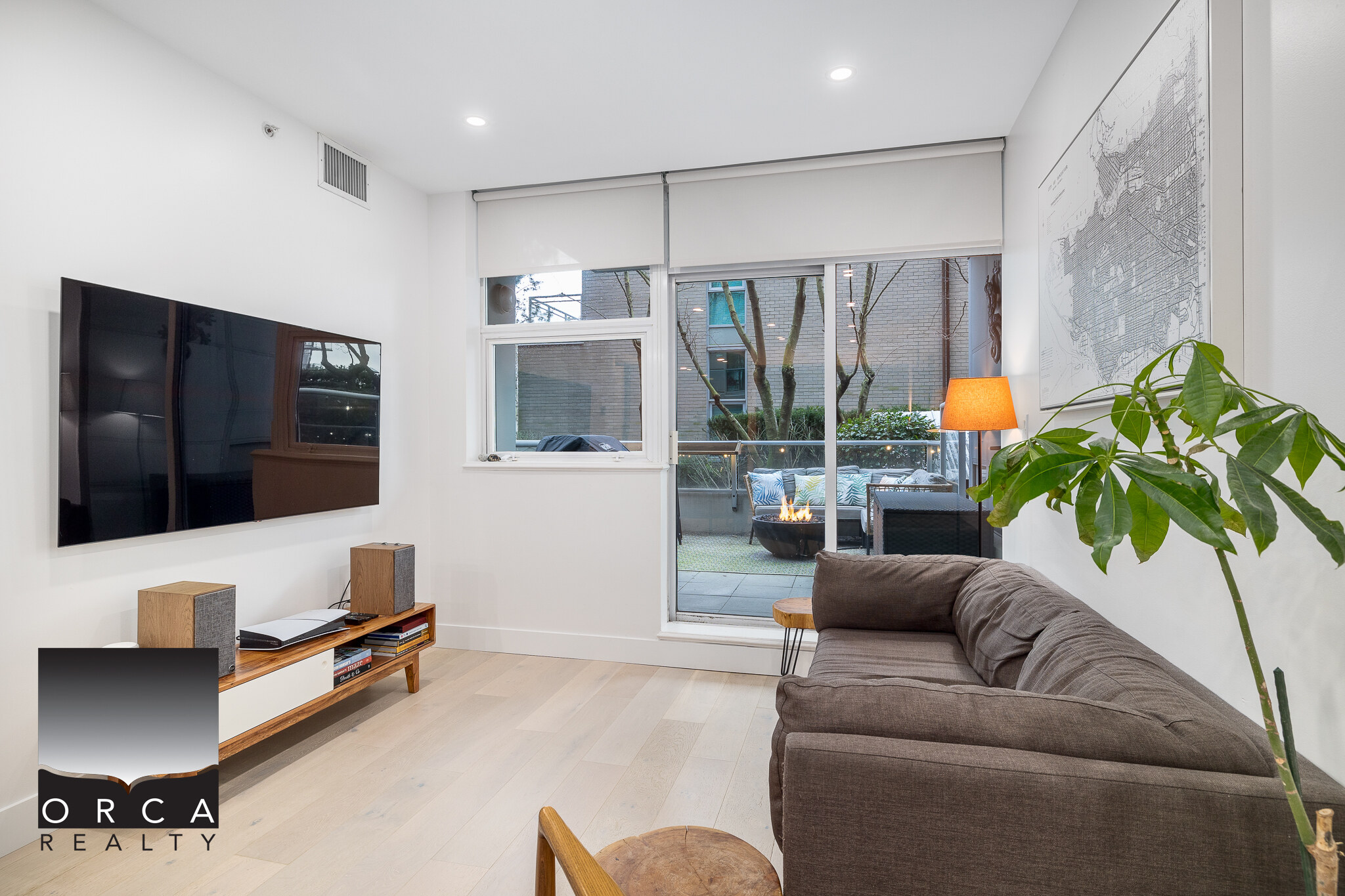 301-168 Esplanade Avenue, North Vancouver