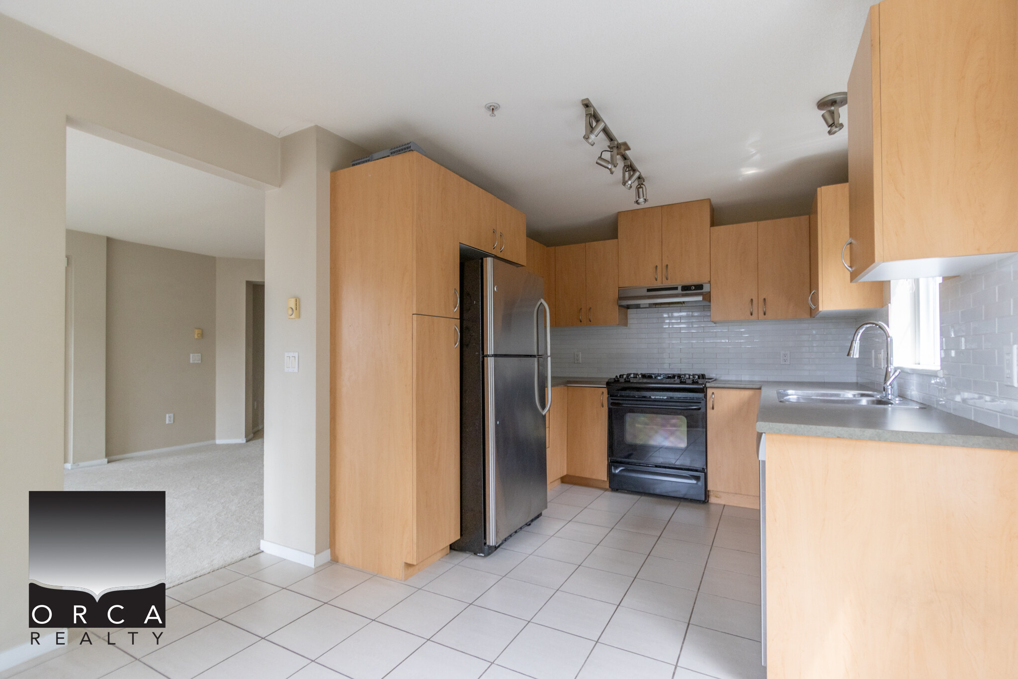 309-9098 Halston Court