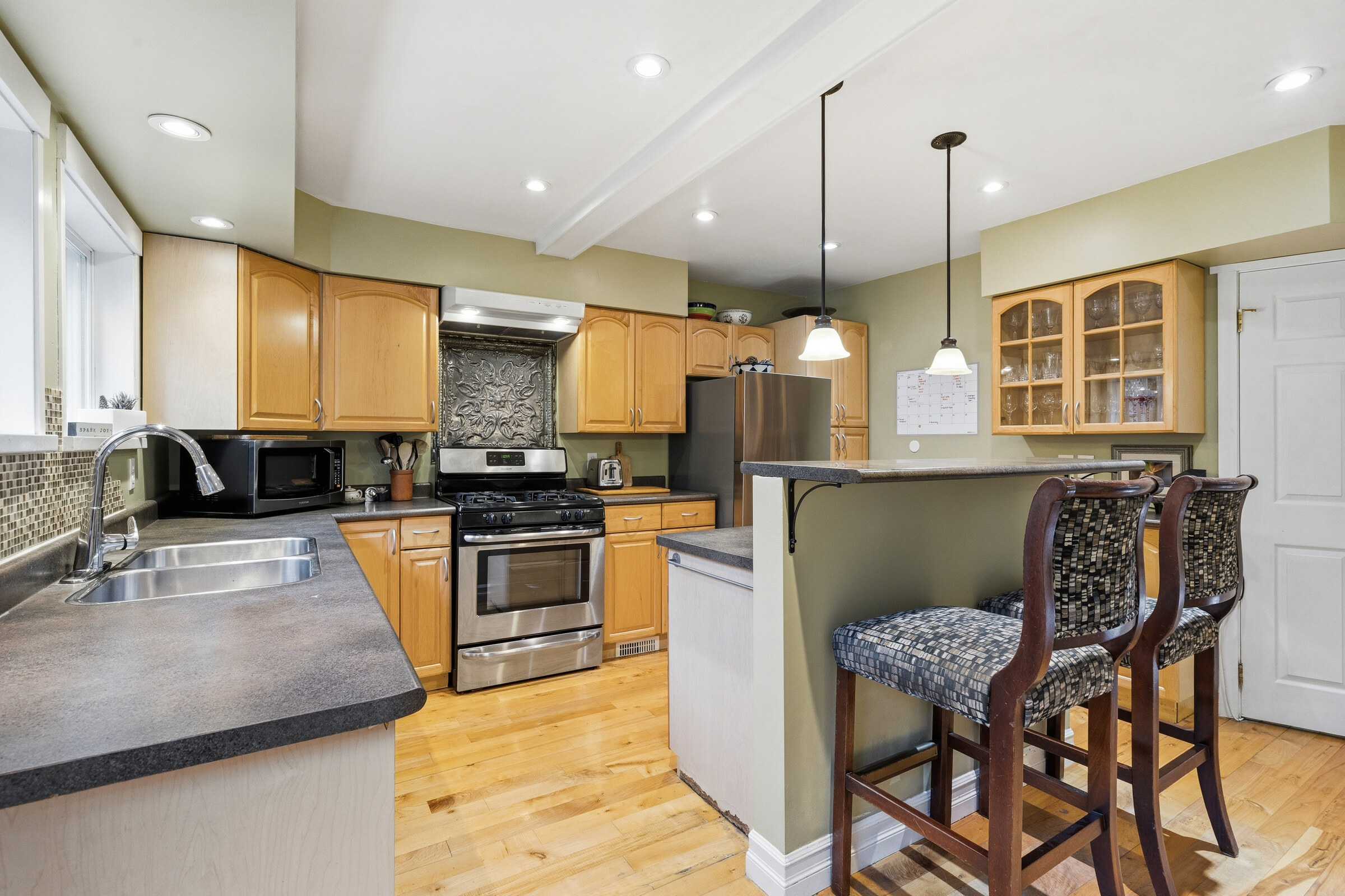 272 Osborne Road East