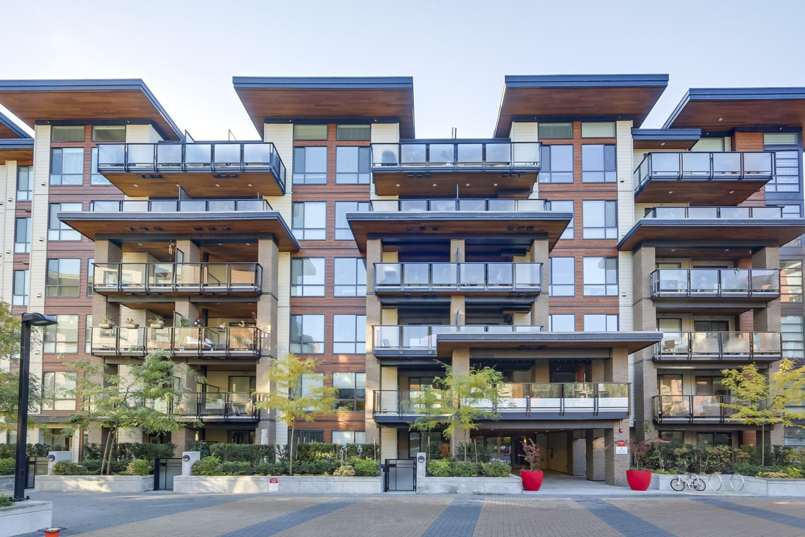 107-719 3rd Street West (SEMI-FURNISHED)