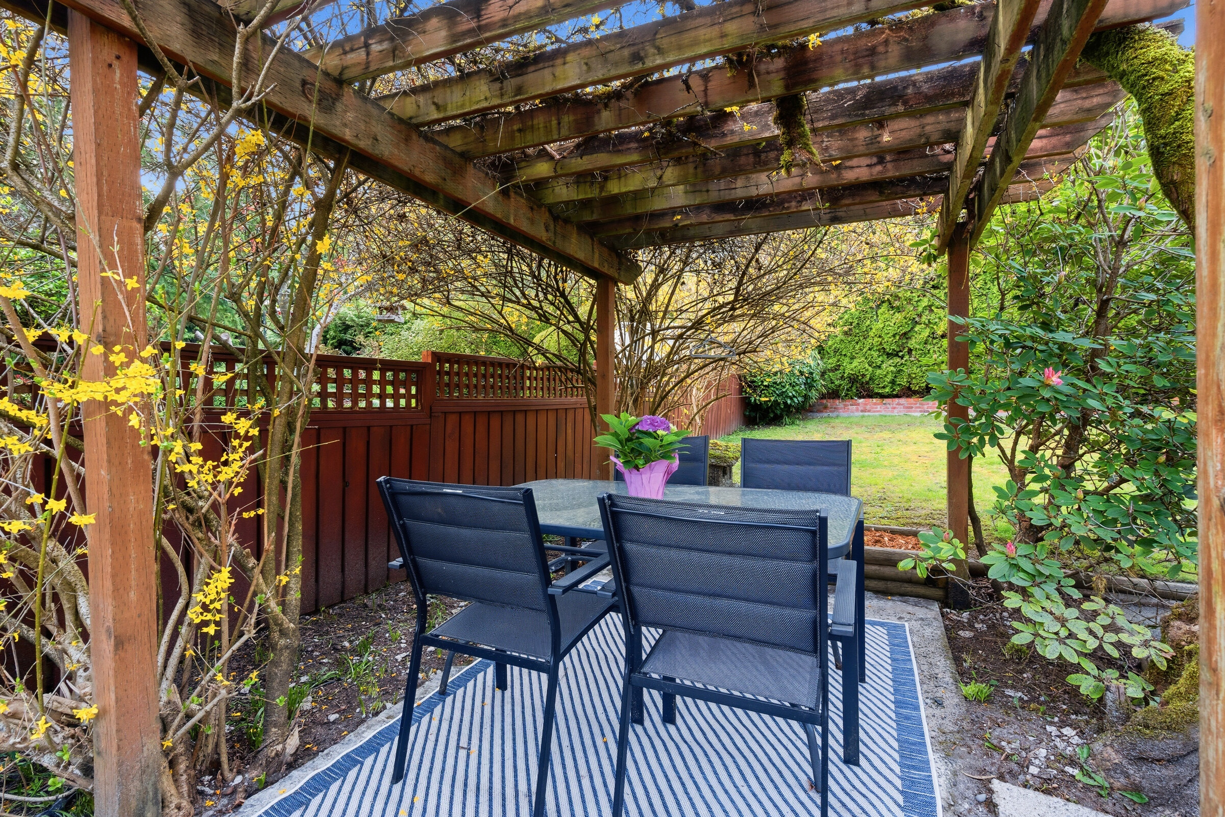 272 Osborne Road East