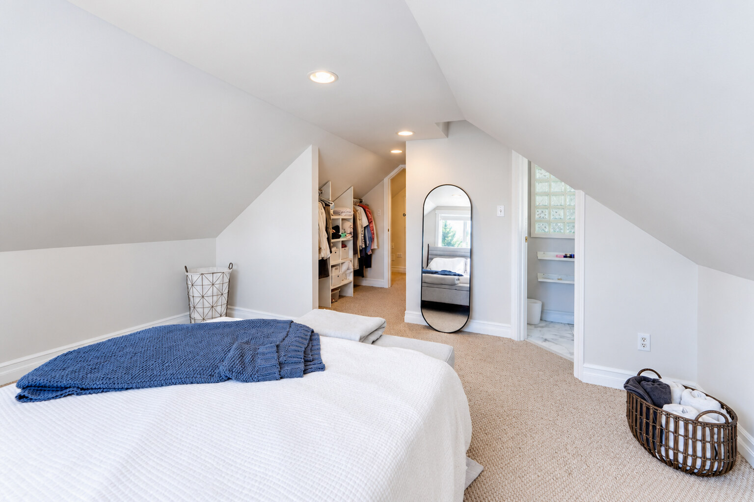 272 Osborne Road East