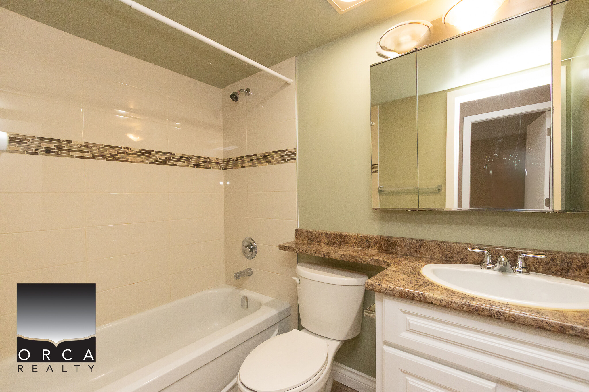 503 65 1st Street, New Westminster