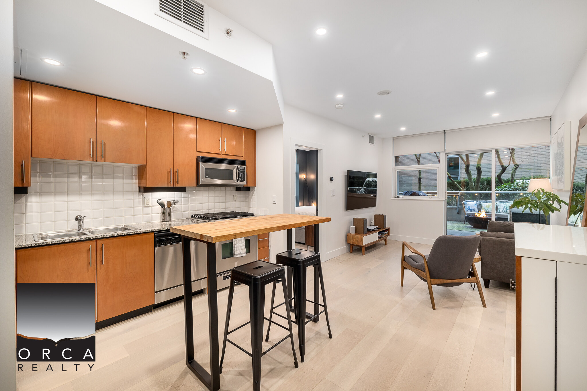 301-168 Esplanade Avenue, North Vancouver