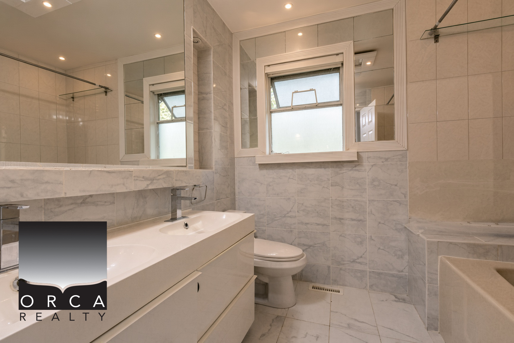 4380 Woodcrest Rd, West Vancouver
