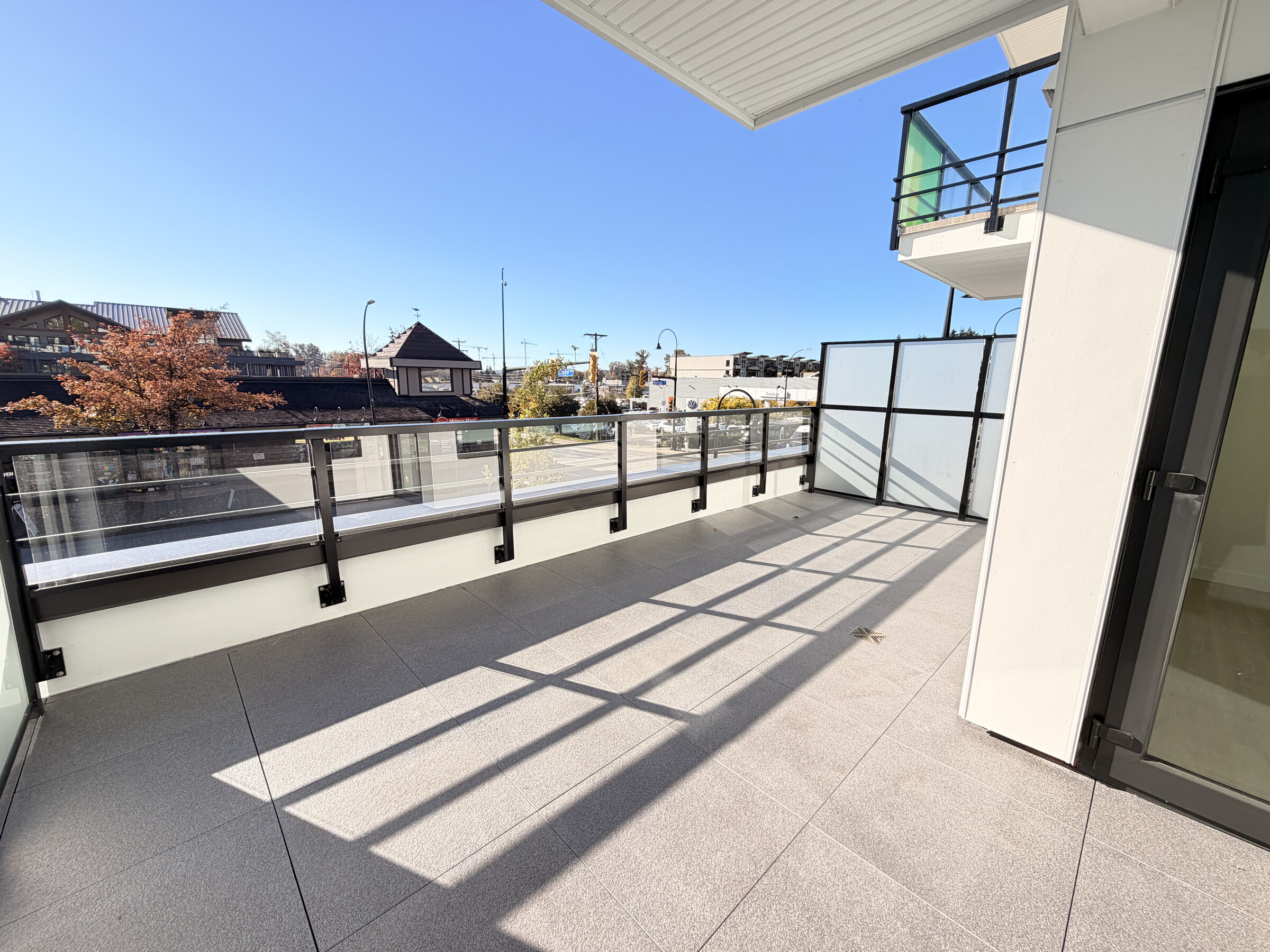 208-1616 Lloyd Avenue, North Vancouver